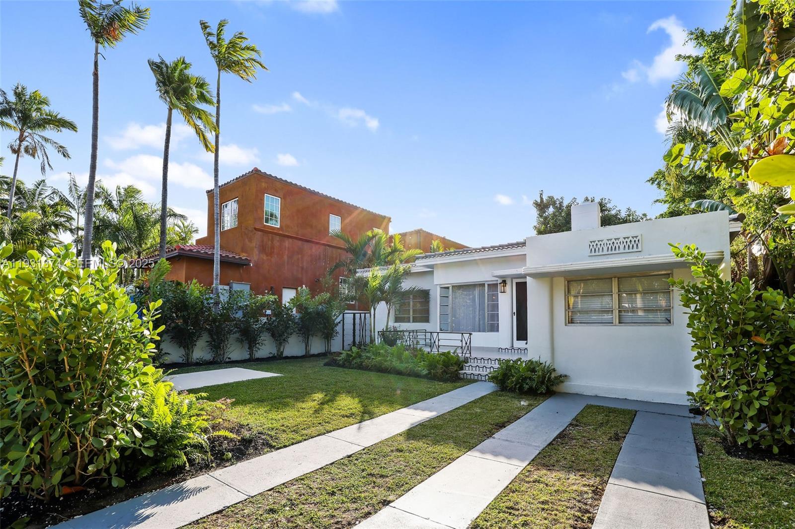 3760 Royal Palm Avenue gallery image #38