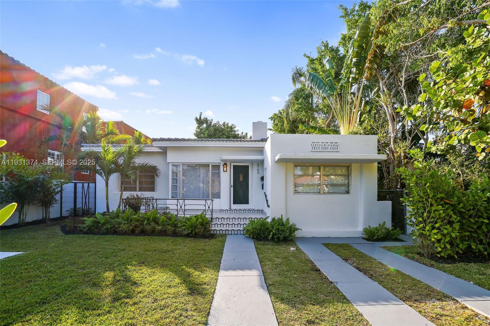 3760 Royal Palm Avenue gallery image #39