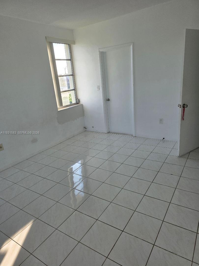 1481 NE Miami Gardens Drive