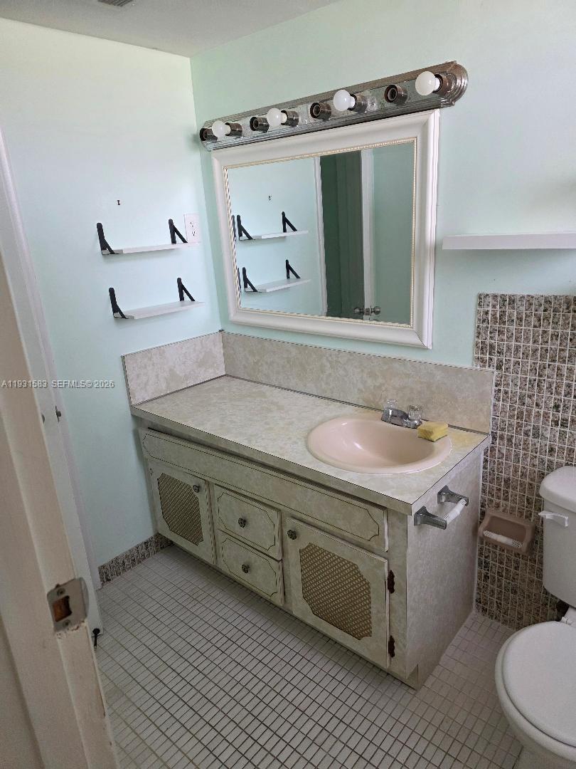 1481 NE Miami Gardens Drive
