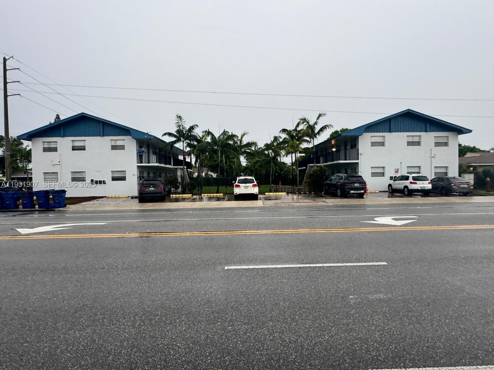 215 W Blue Heron Boulevard