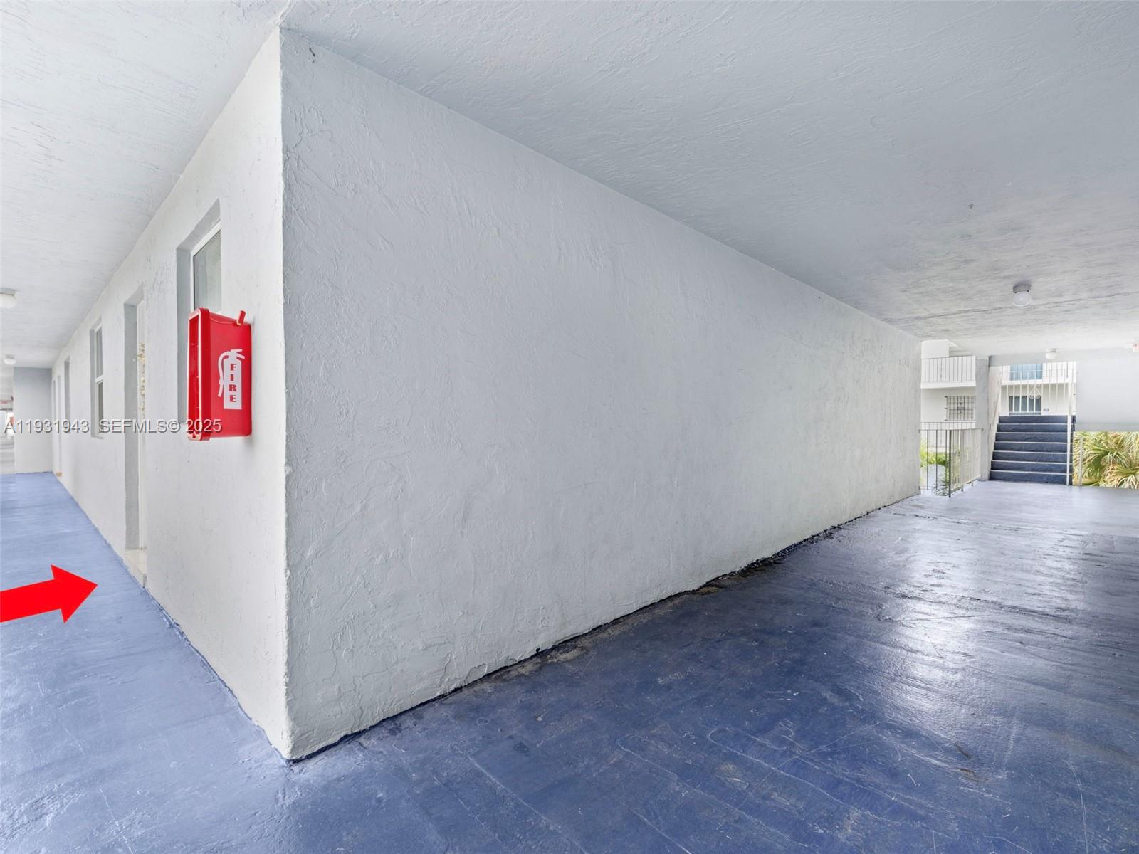 1655 W 44th Place