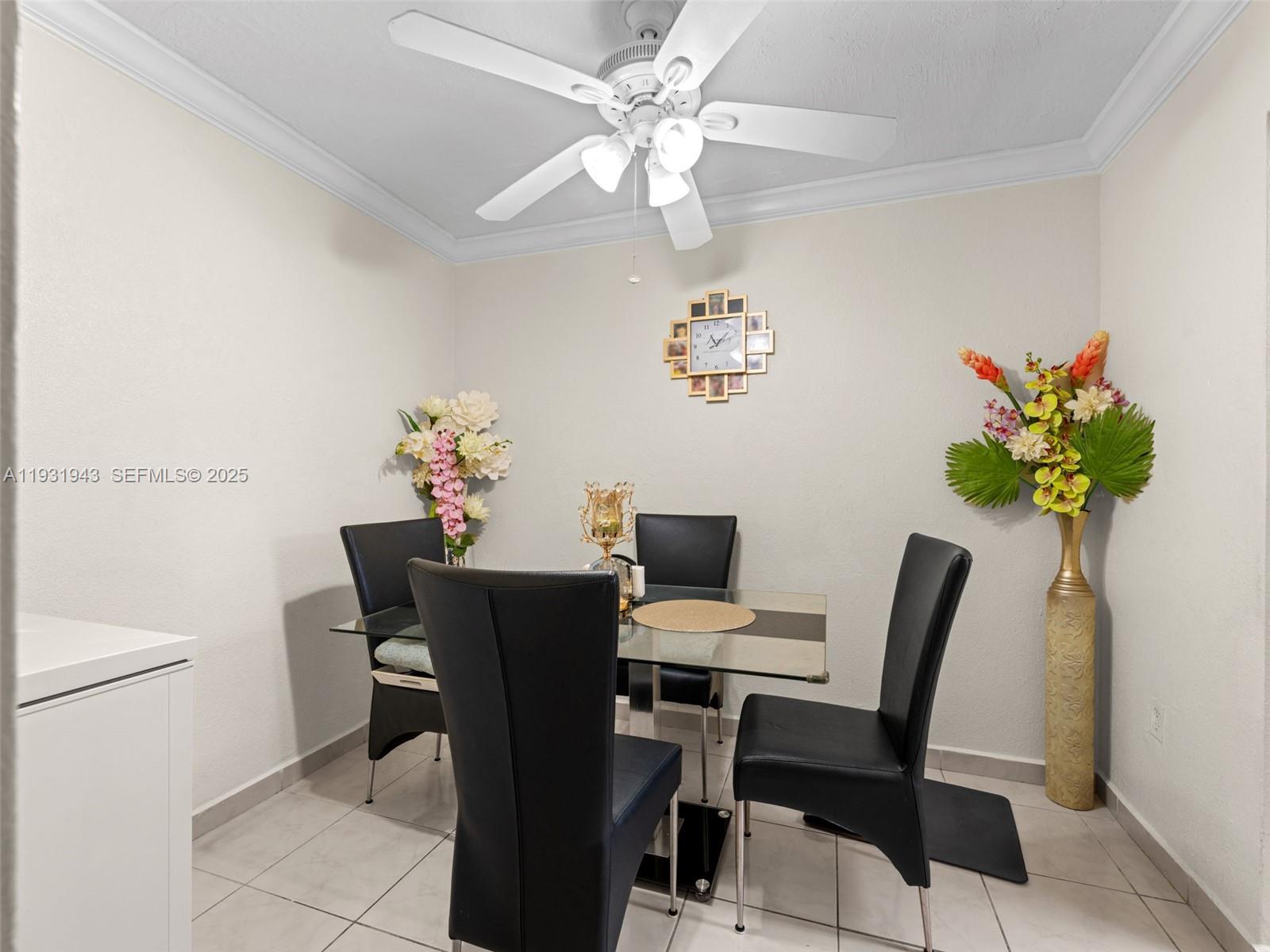 1655 W 44th Place
