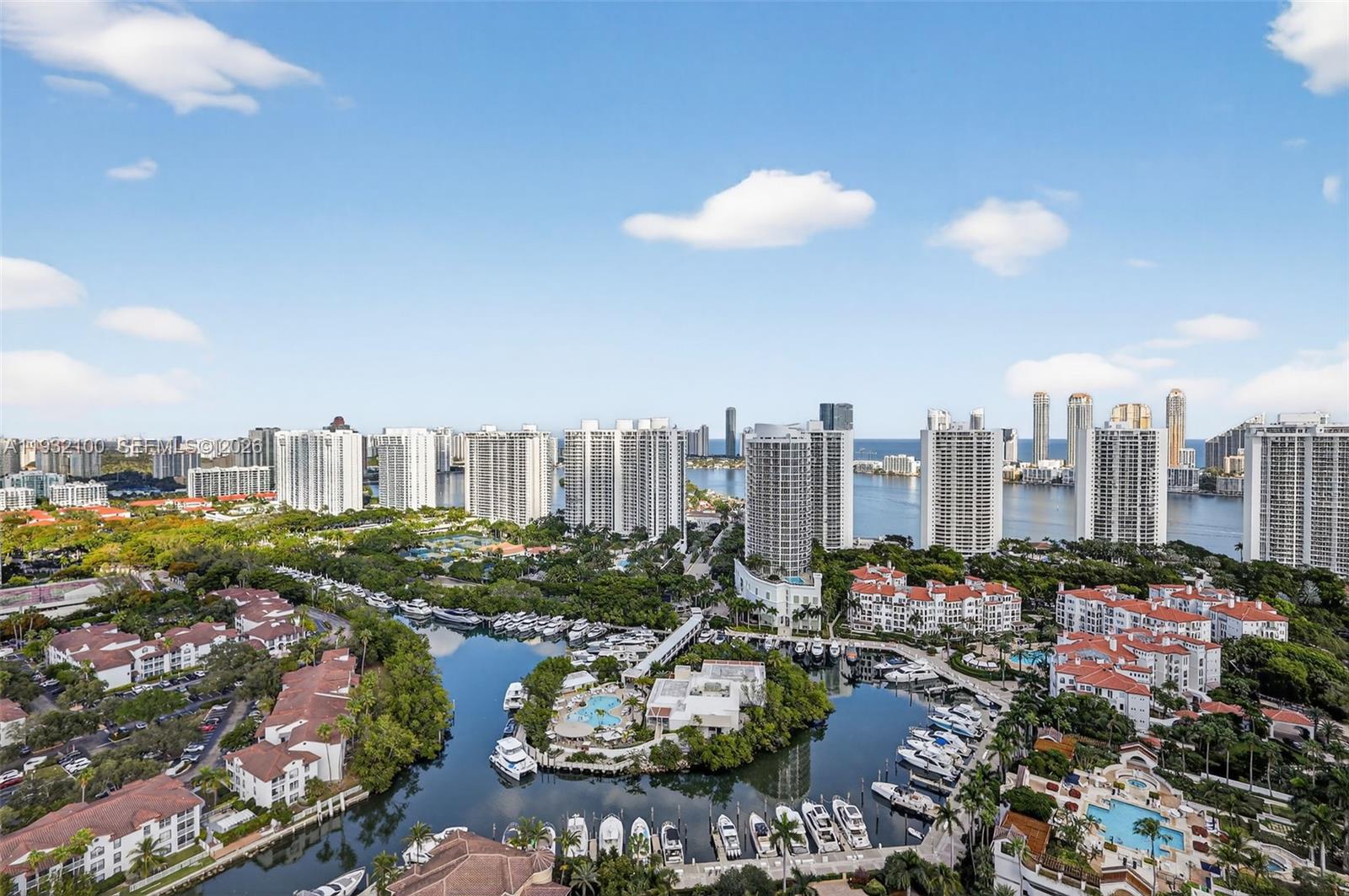 1000 Island Boulevard