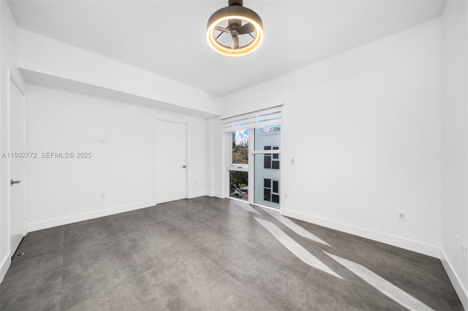455 NE 39th Street