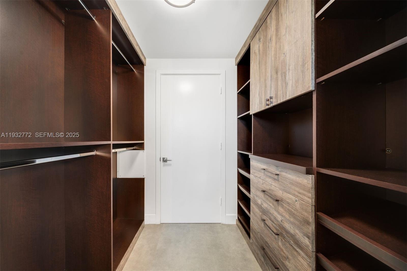 455 NE 39th Street