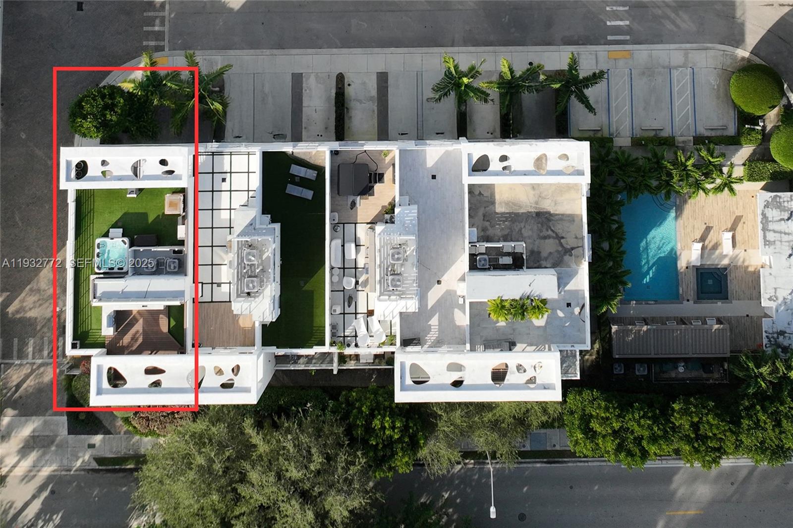 455 NE 39th Street