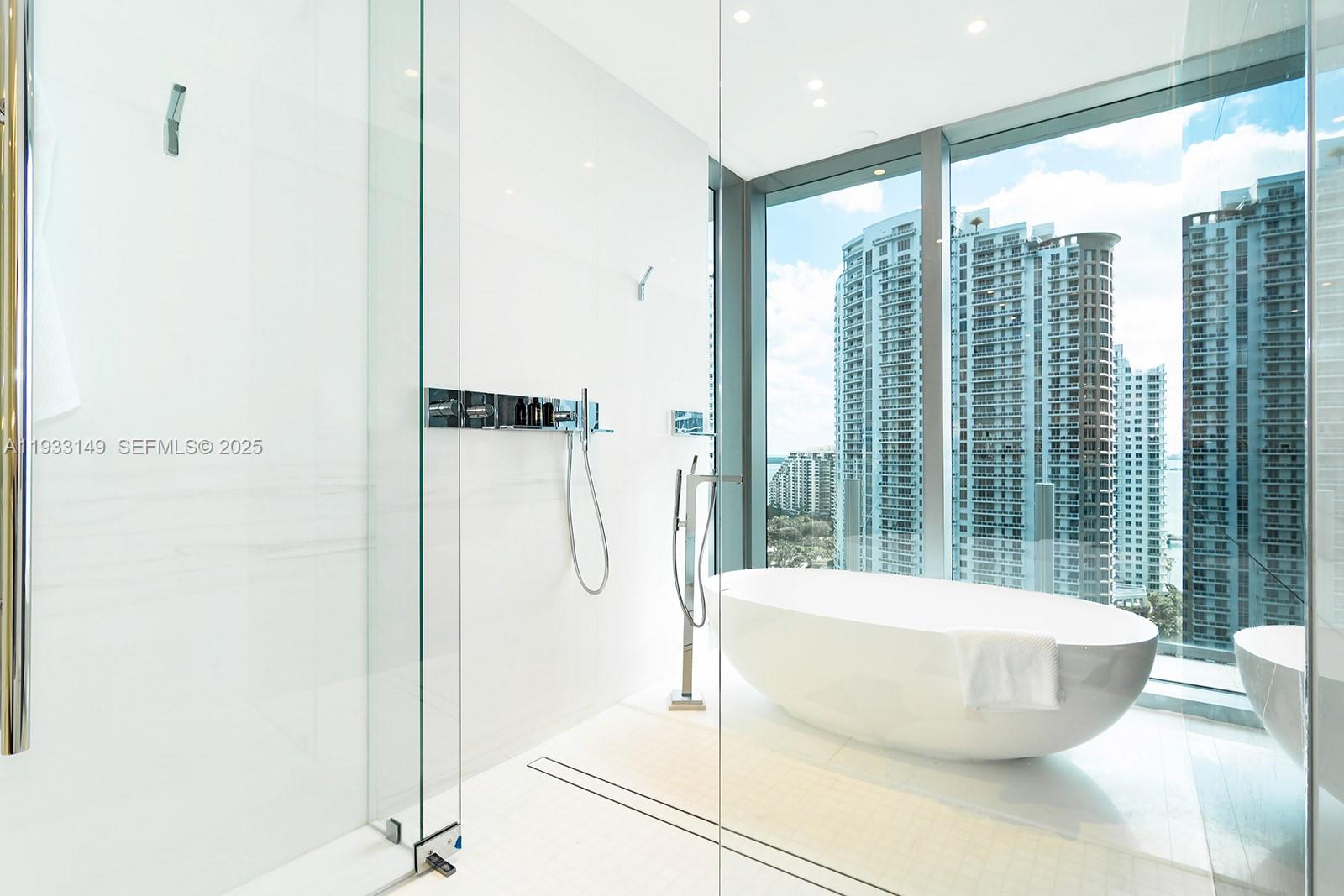 300 Biscayne Blvd Way