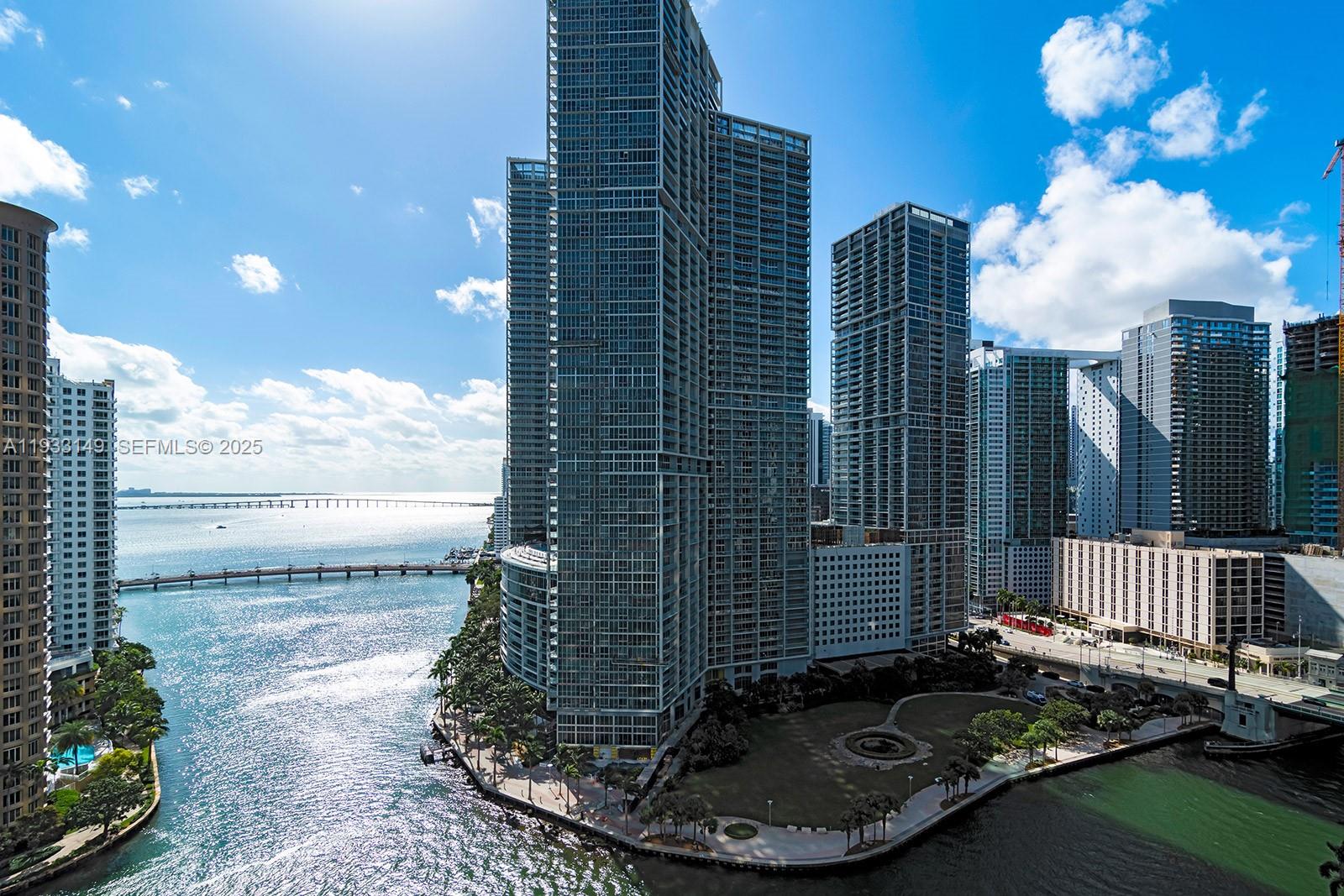 300 Biscayne Blvd Way