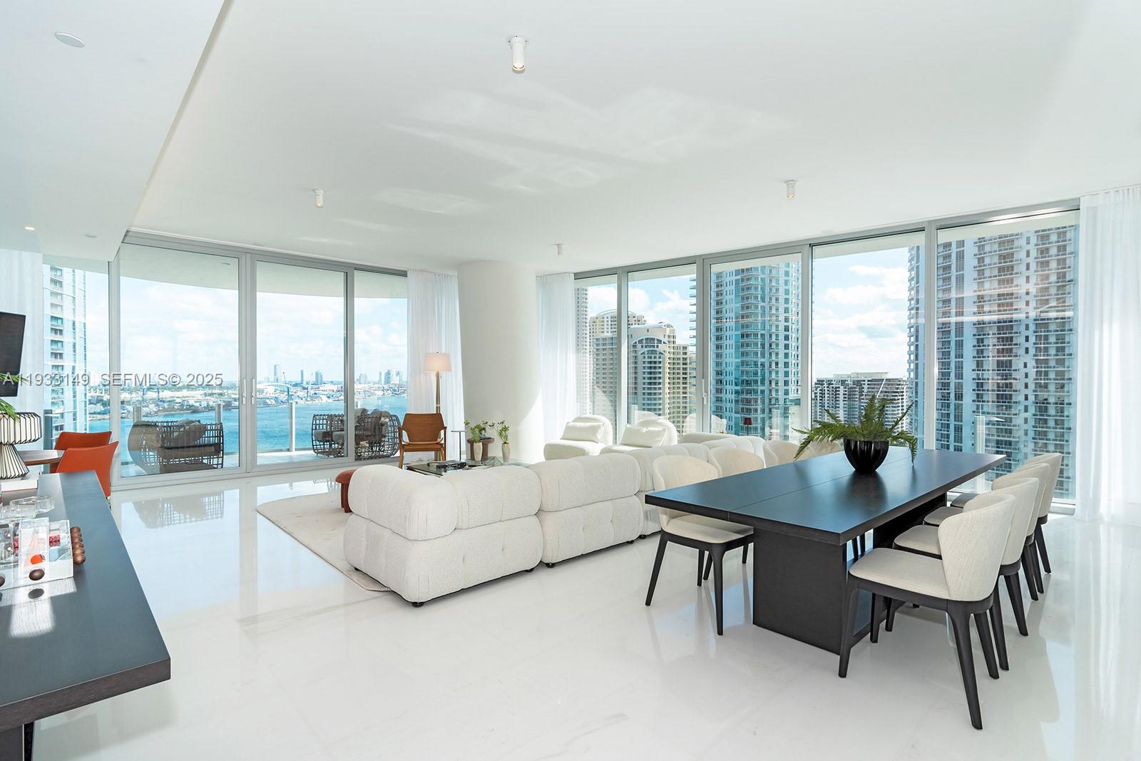 300 Biscayne Blvd Way