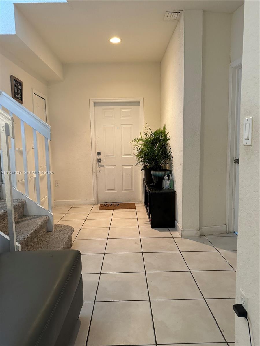 1043 SE 23rd Avenue