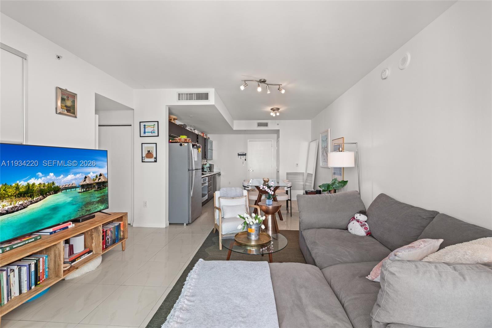 90 SW 3rd Street