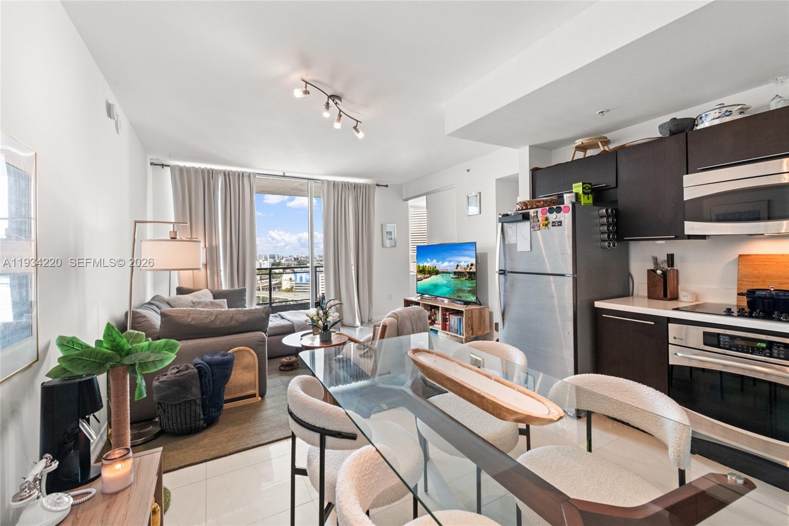 90 SW 3rd Street