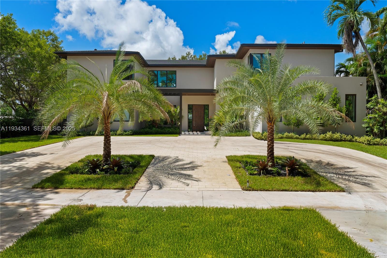 19900 NE 21st Court