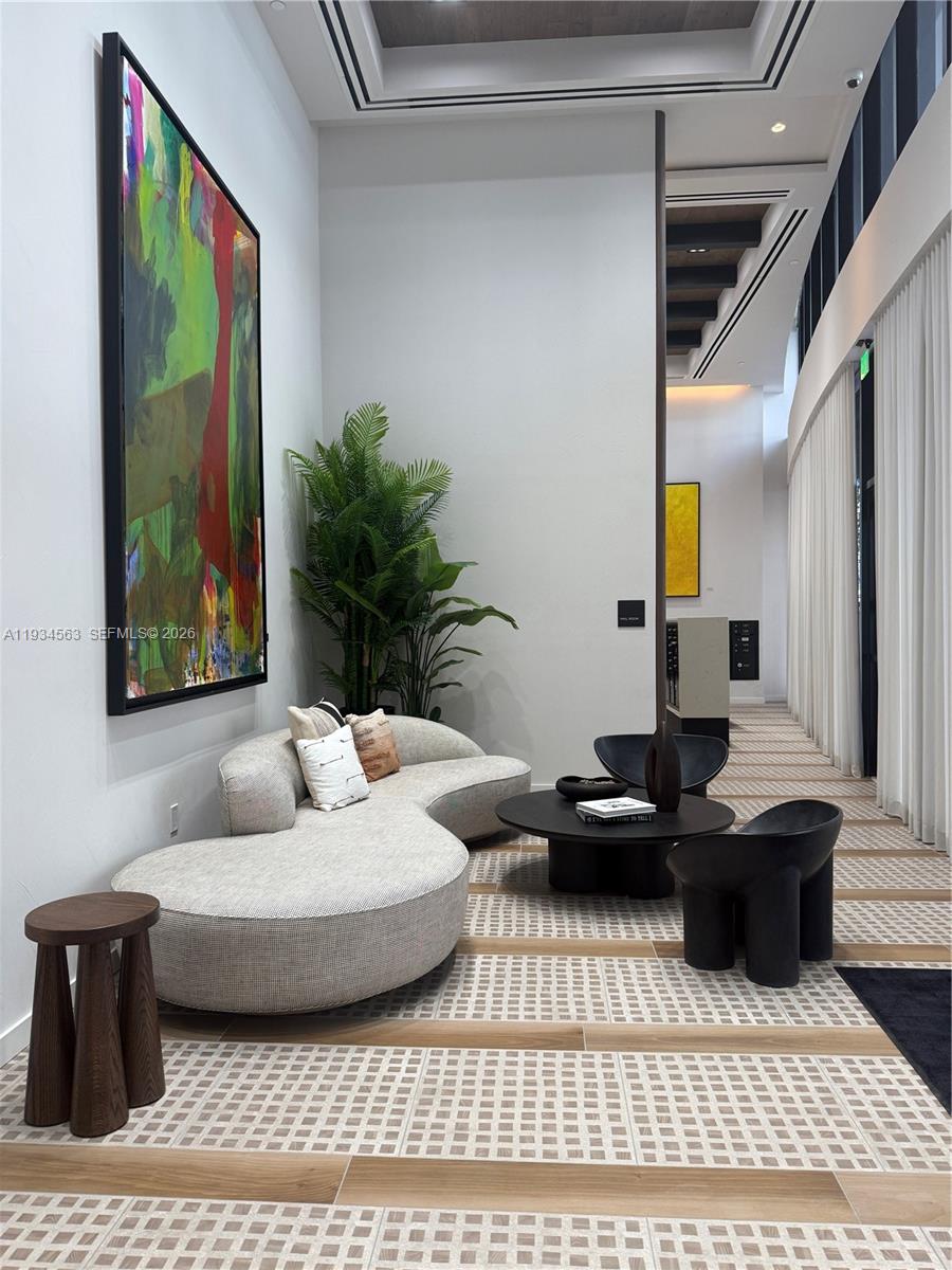 225 N Miami Avenue