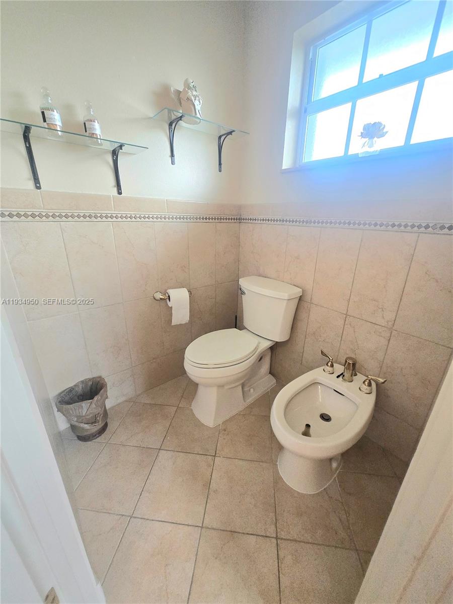 16422 NW 83rd Place