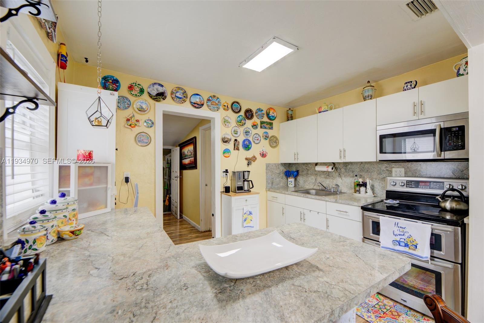 1911 NW 52nd Street