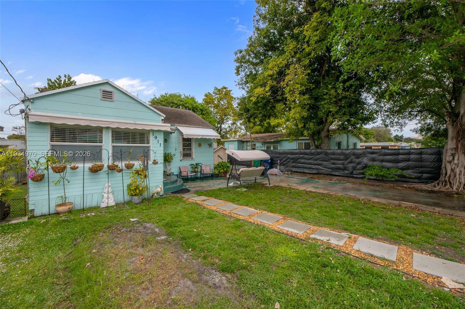 1911 NW 52nd Street
