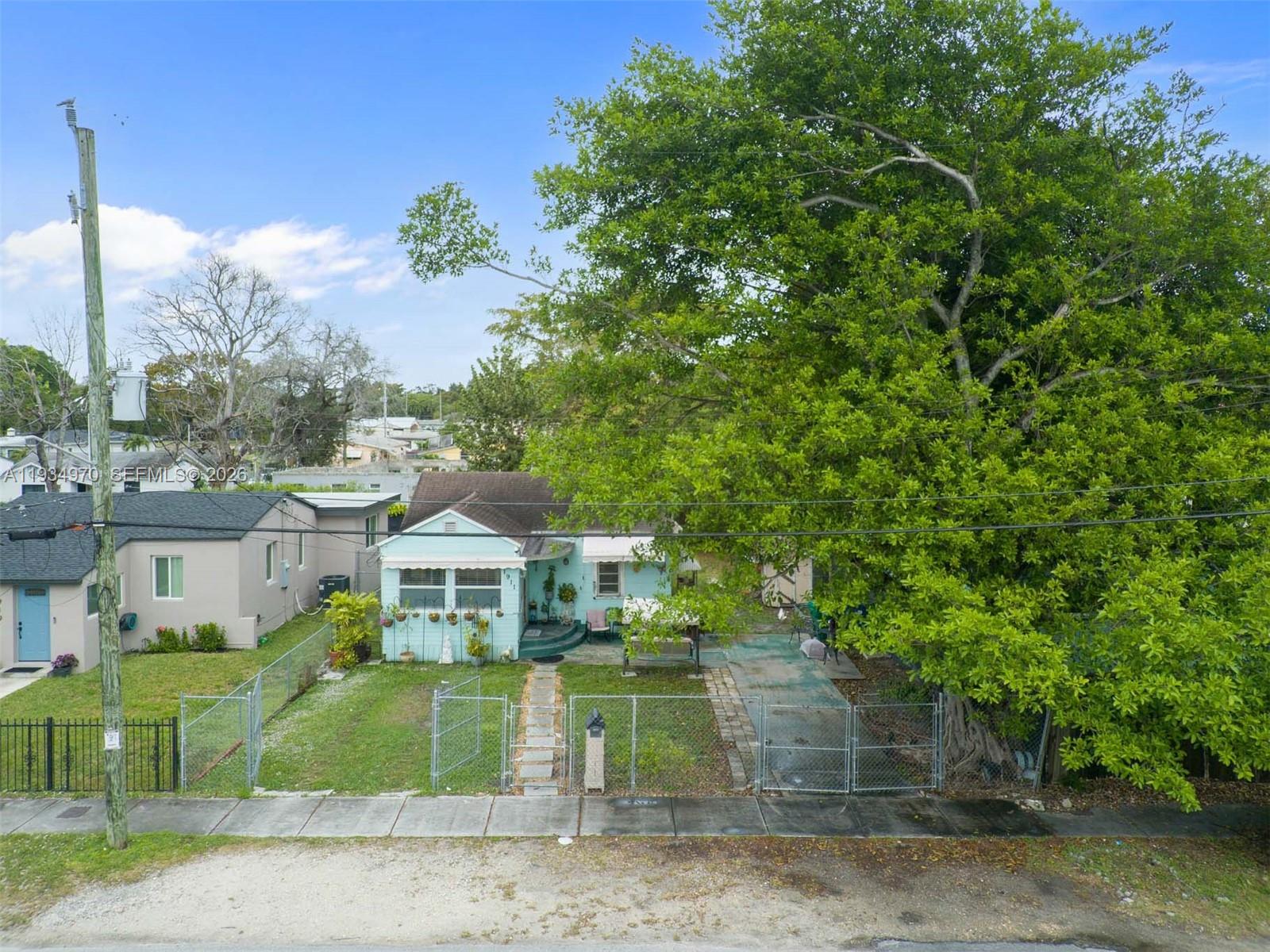 1911 NW 52nd Street