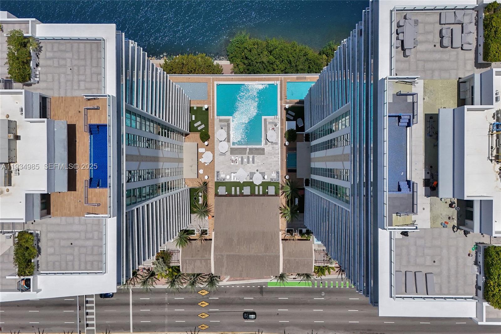300 Sunny Isles Boulevard