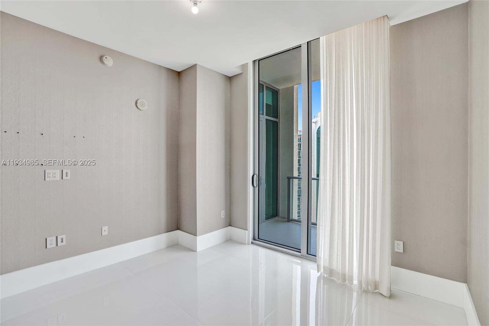 300 Sunny Isles Boulevard