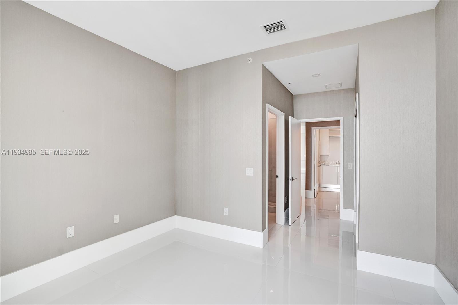 300 Sunny Isles Boulevard