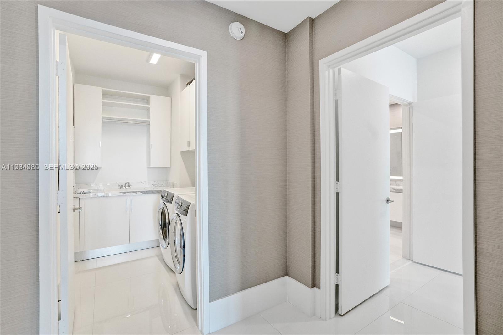 300 Sunny Isles Boulevard