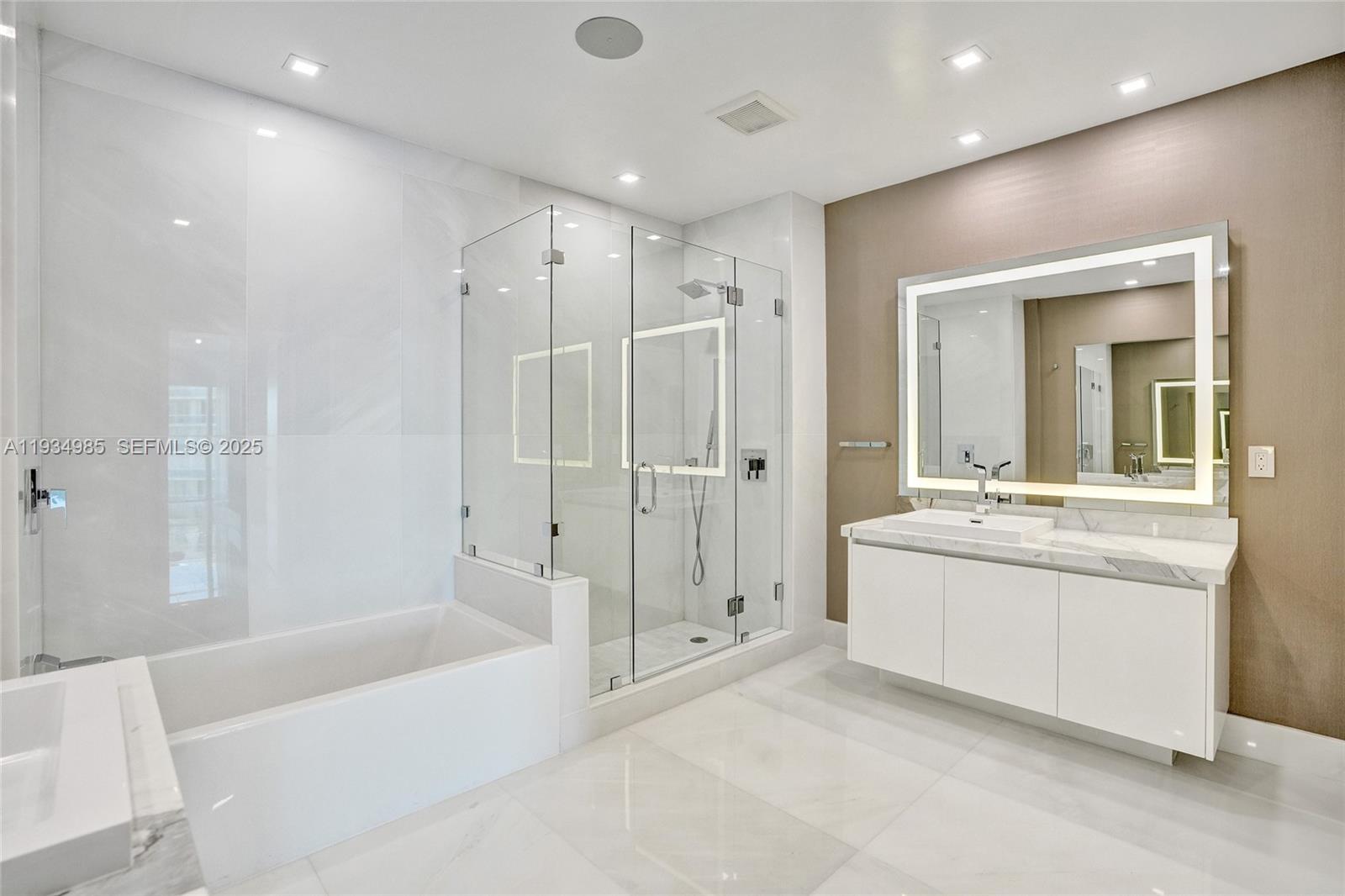 300 Sunny Isles Boulevard