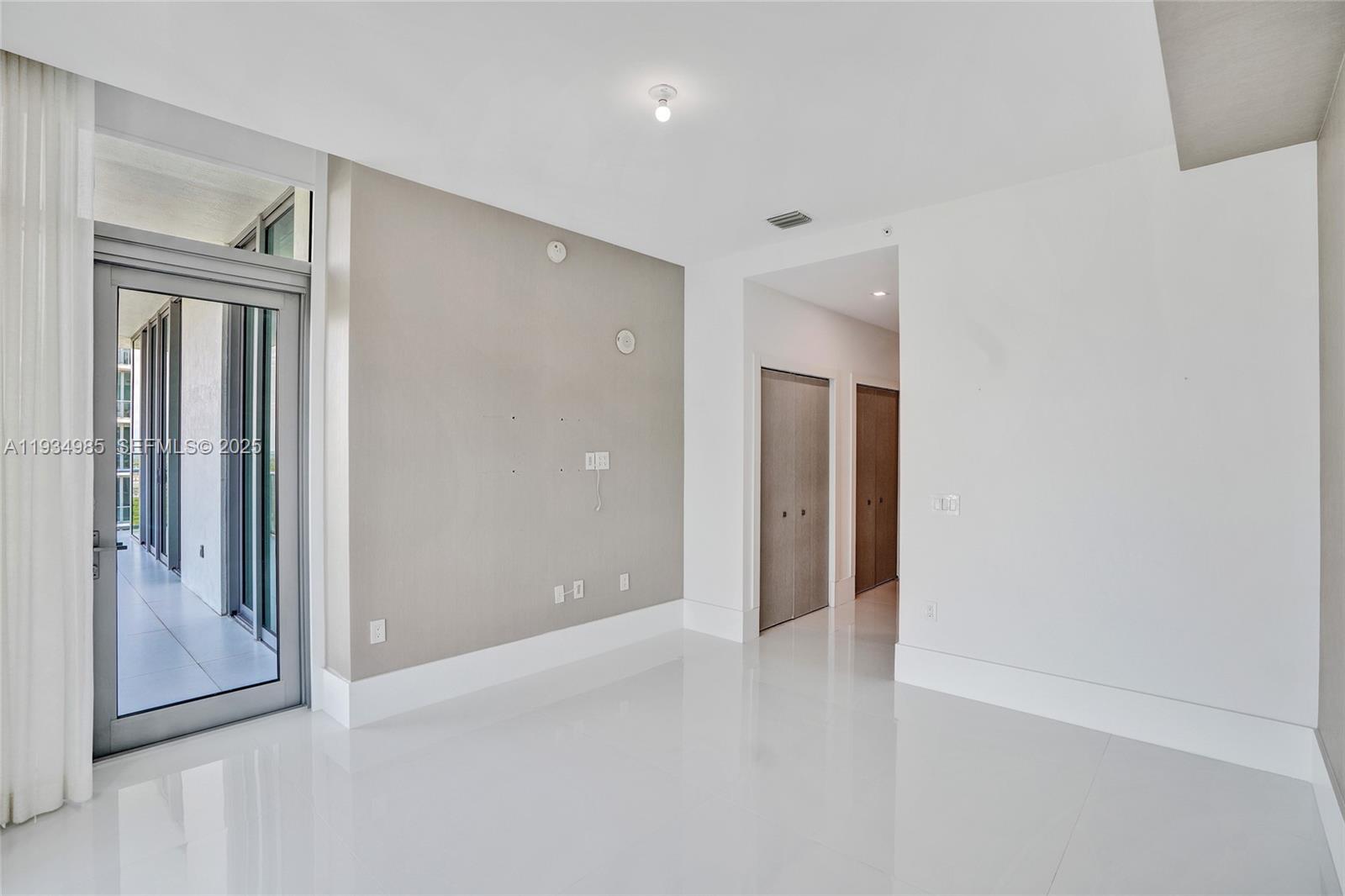 300 Sunny Isles Boulevard