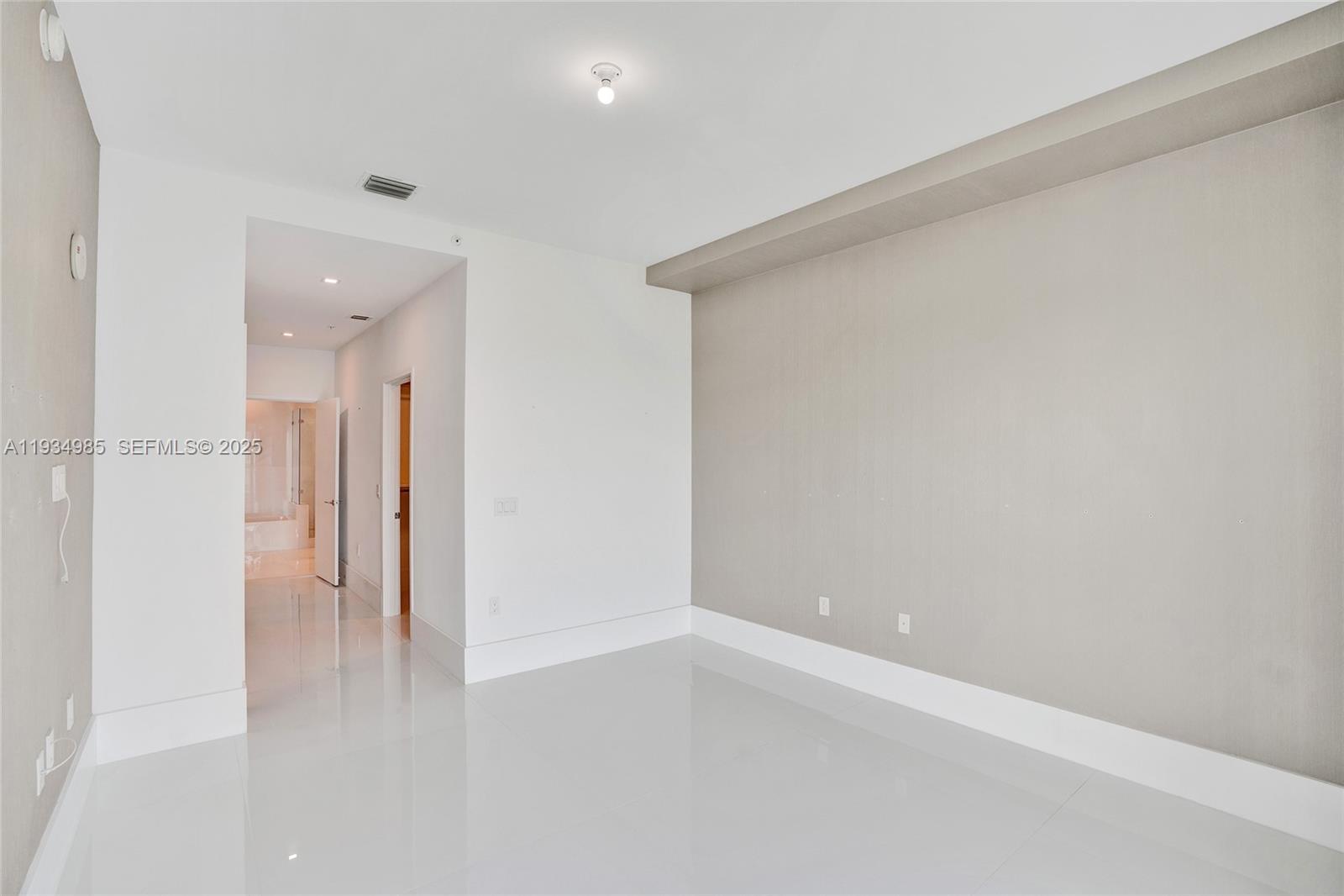 300 Sunny Isles Boulevard