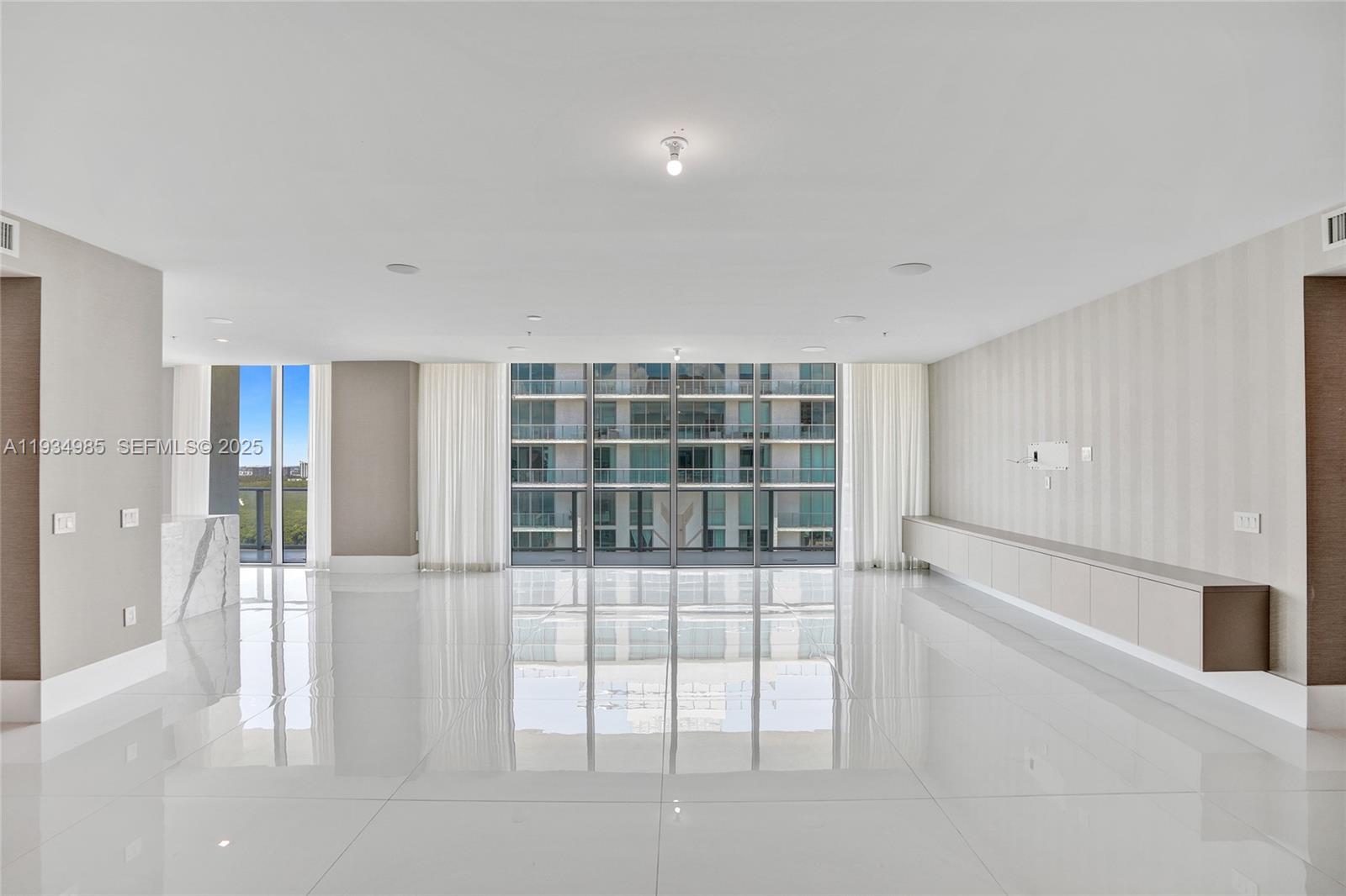 300 Sunny Isles Boulevard