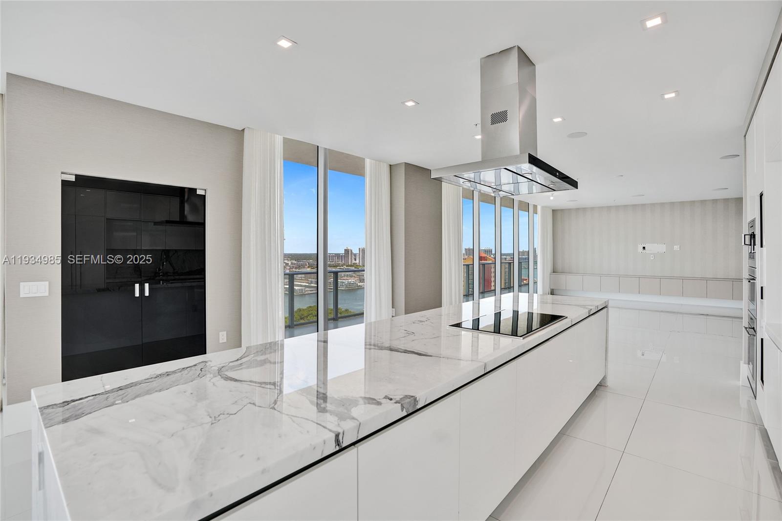 300 Sunny Isles Boulevard