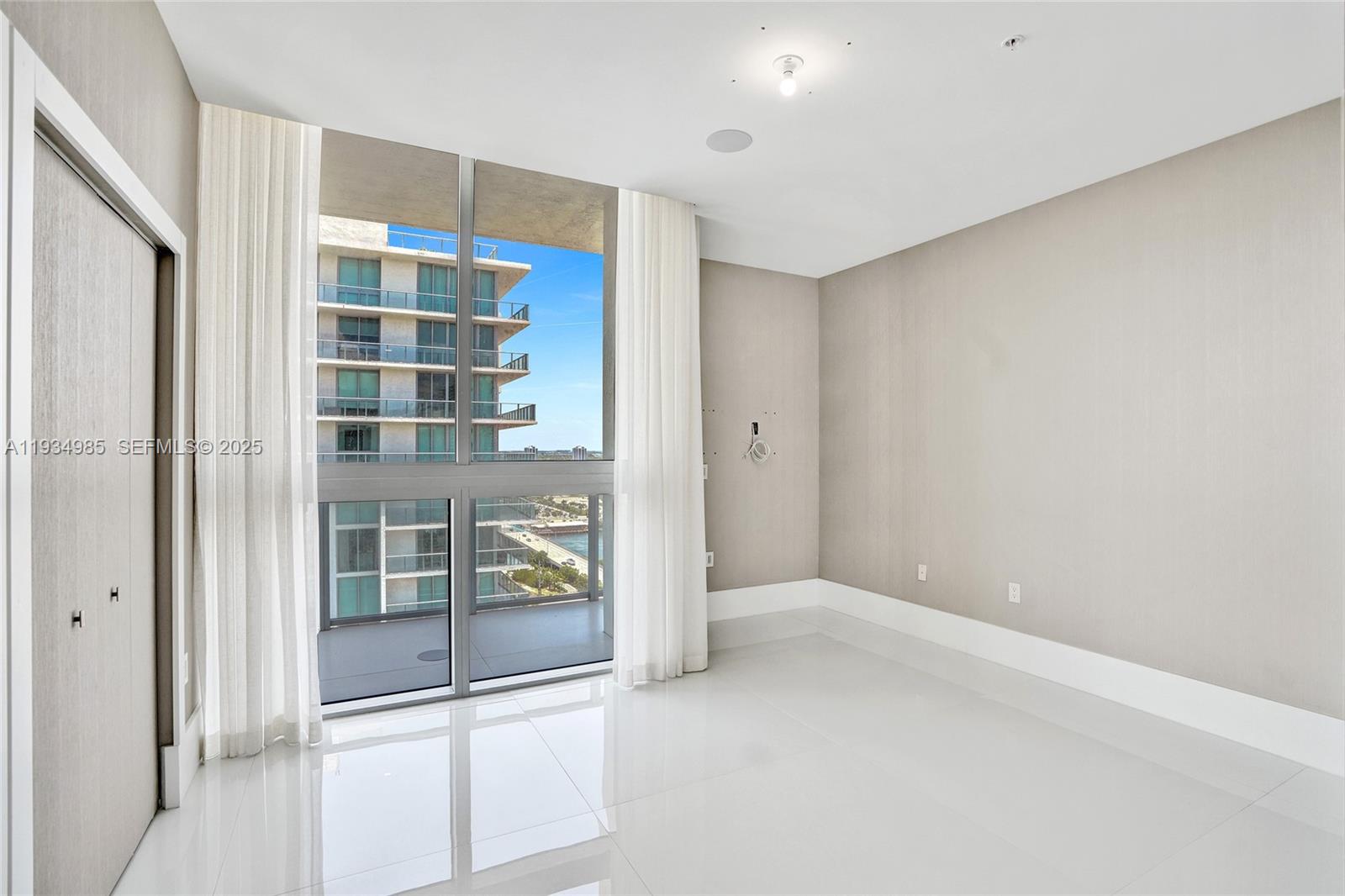 300 Sunny Isles Boulevard