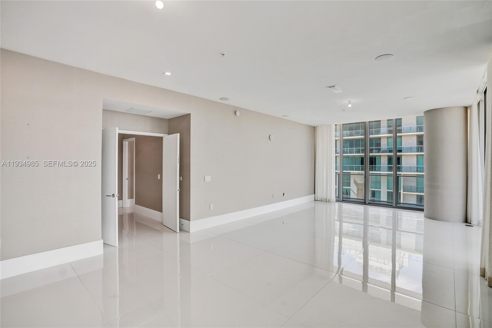 300 Sunny Isles Boulevard
