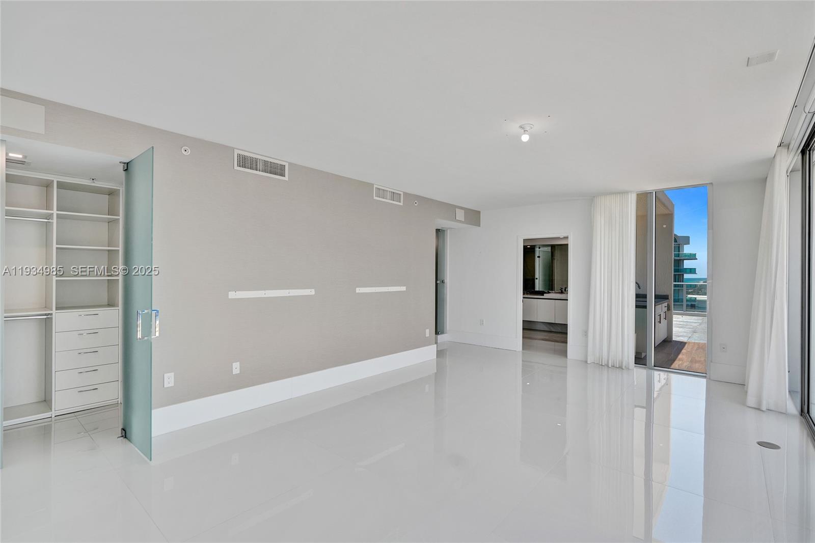 300 Sunny Isles Boulevard