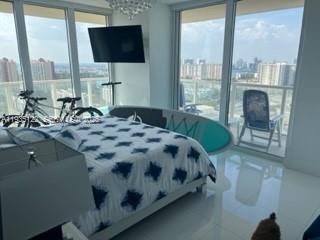 16699 Collins Avenue