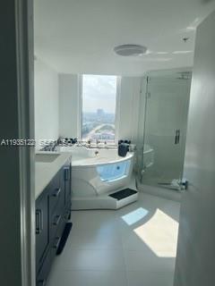 16699 Collins Avenue