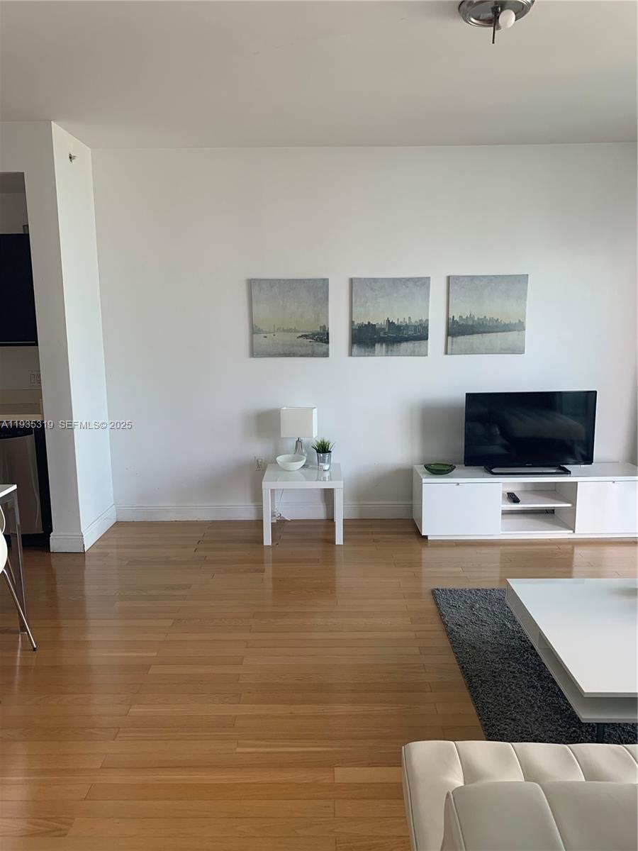 90 SW 3rd Street