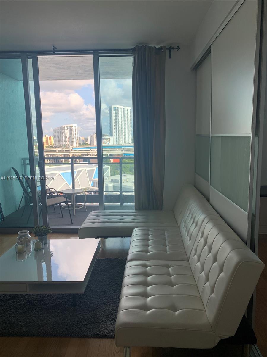 90 SW 3rd Street