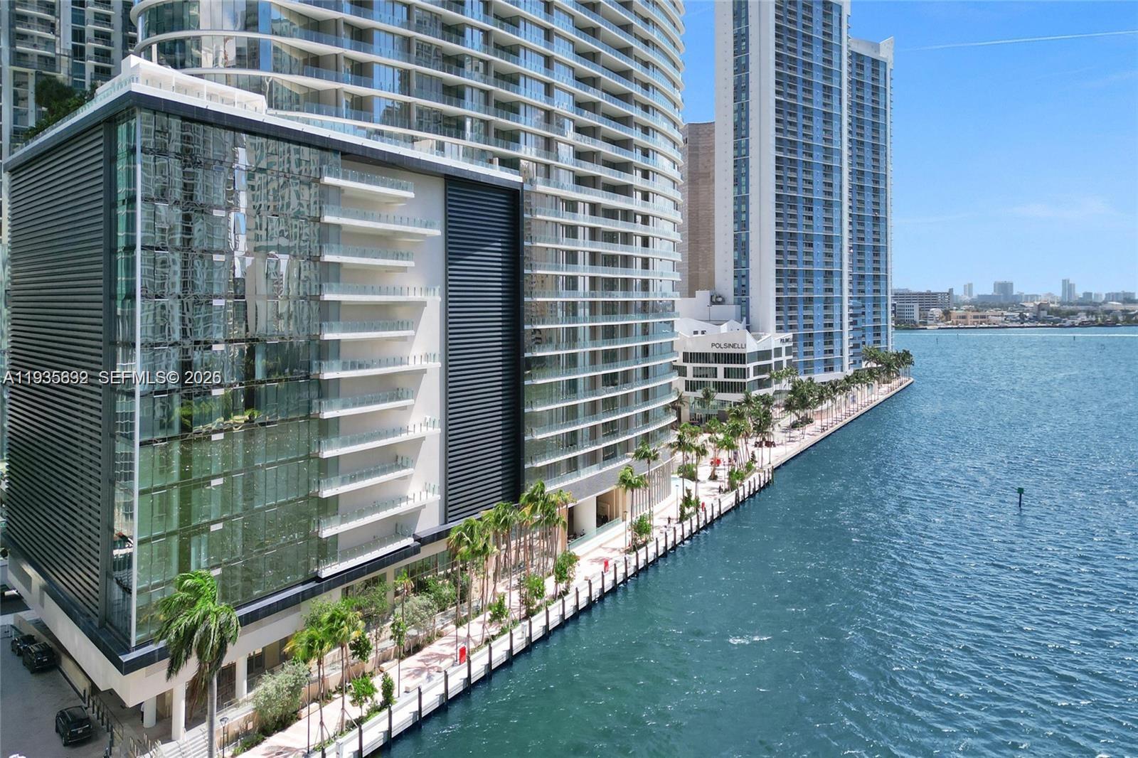 300 Biscayne Blvd Way