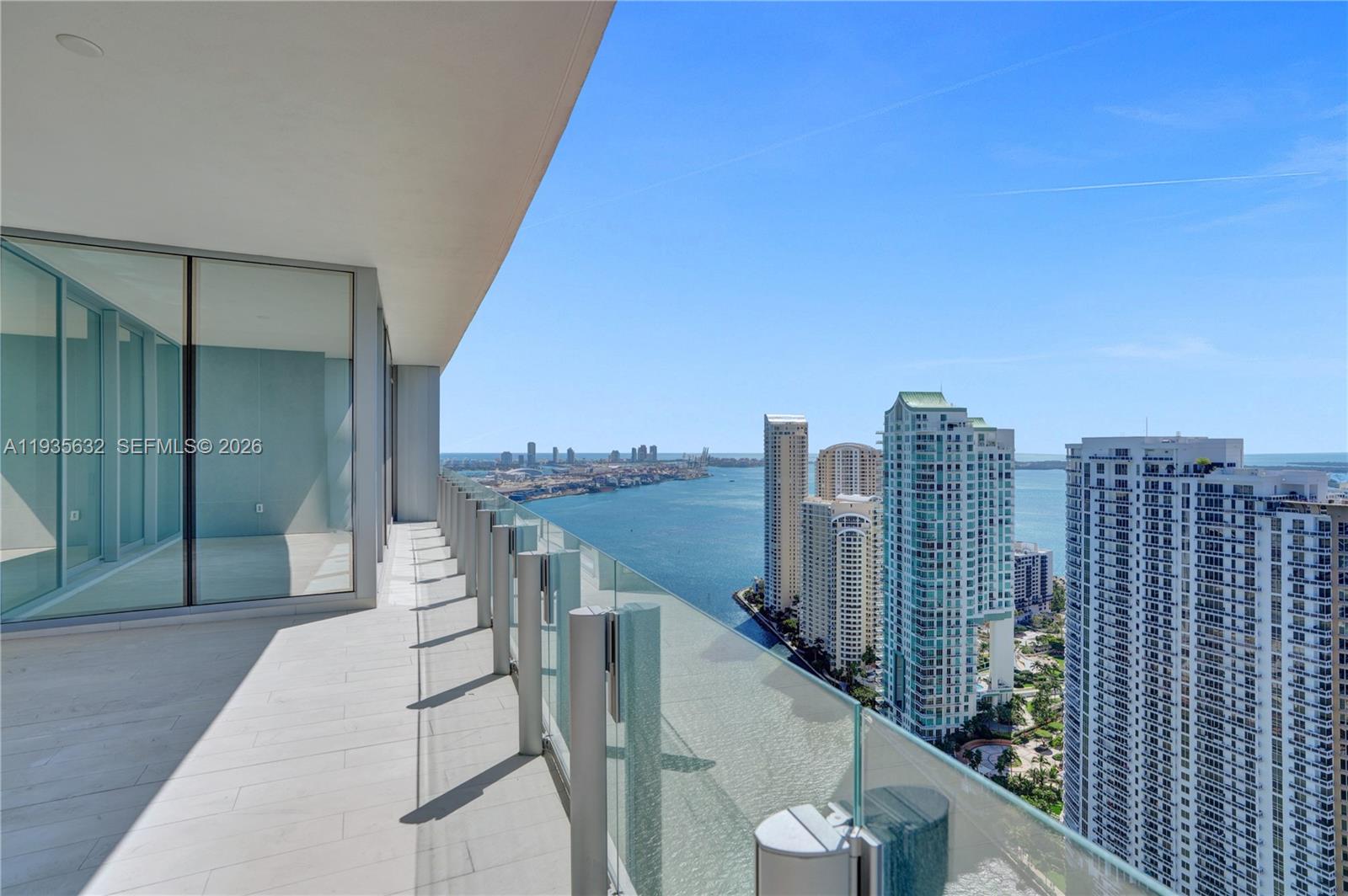 300 Biscayne Blvd Way