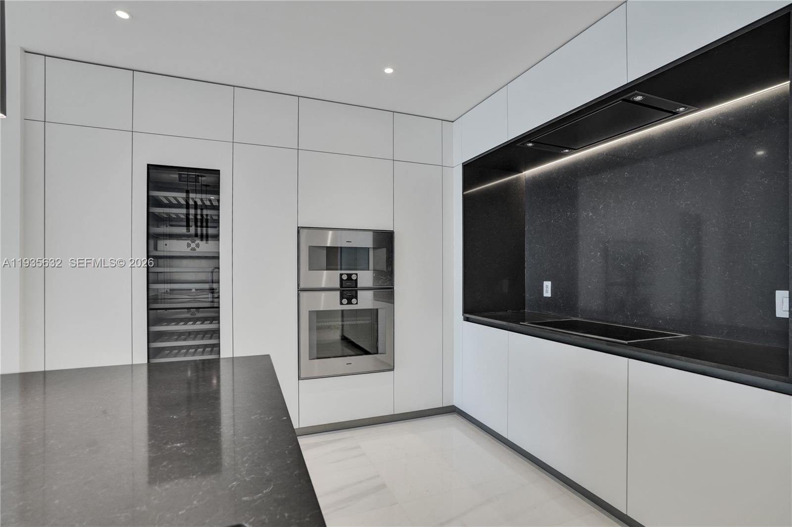 300 Biscayne Blvd Way