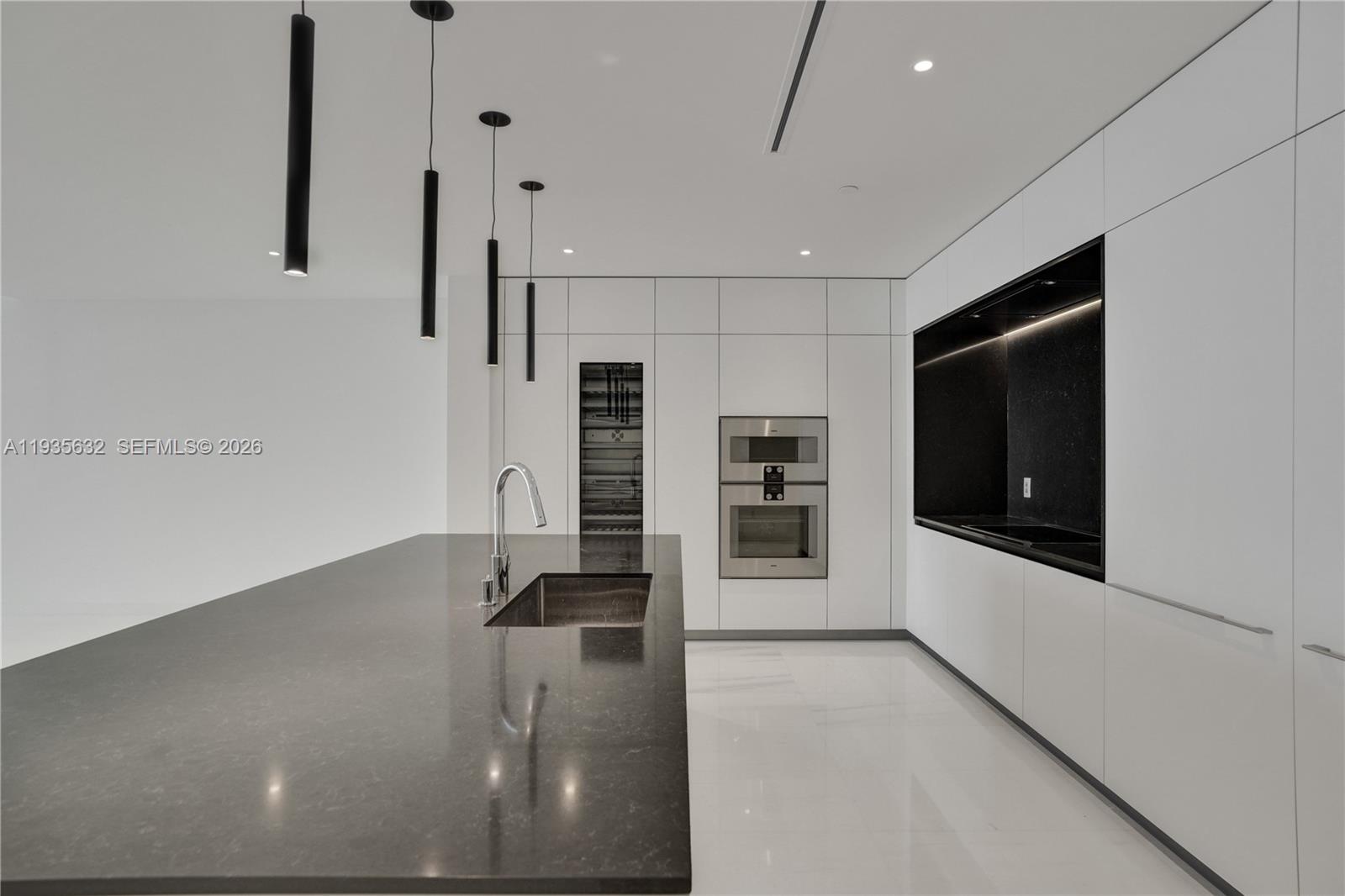 300 Biscayne Blvd Way