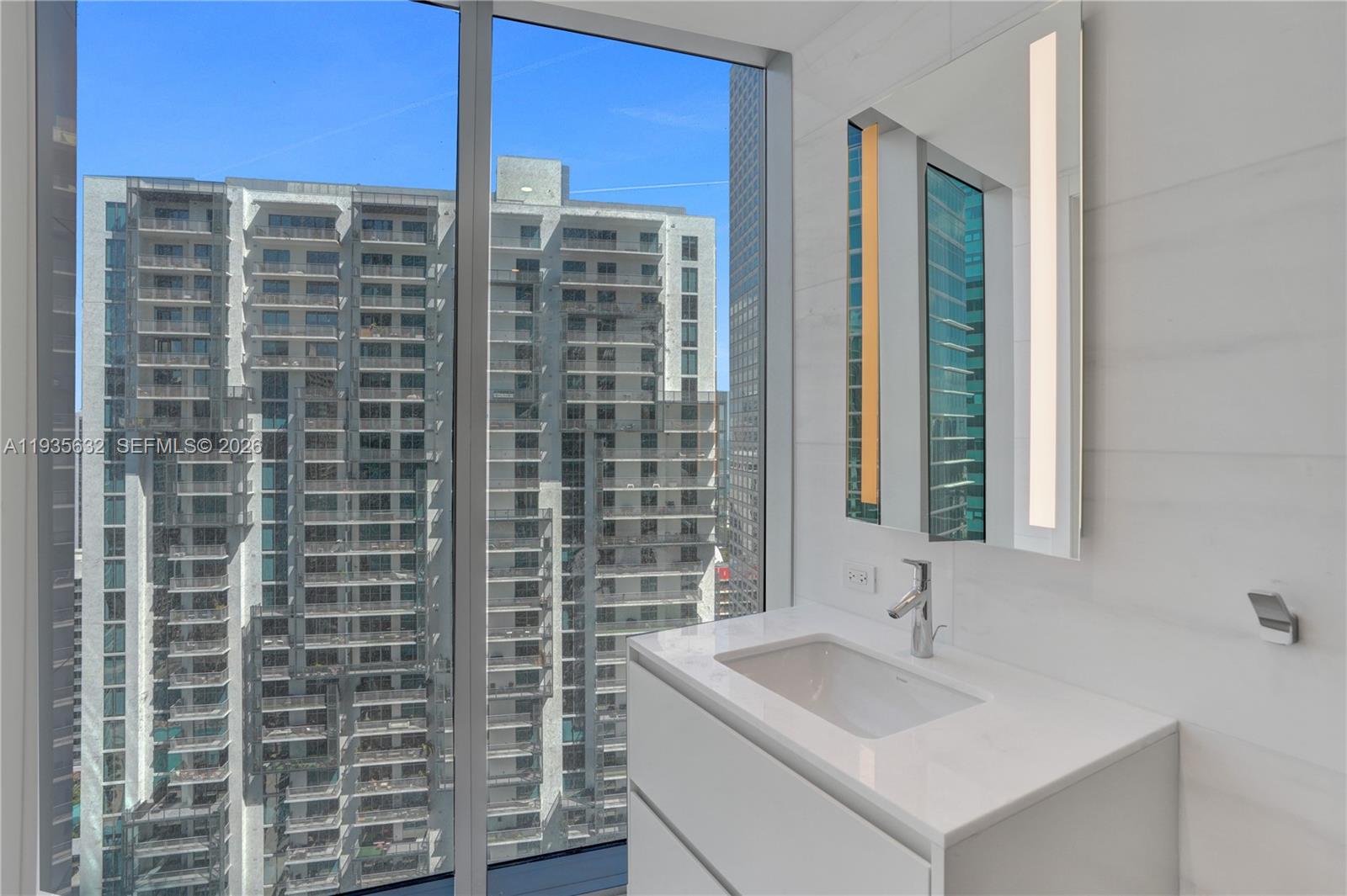 300 Biscayne Blvd Way