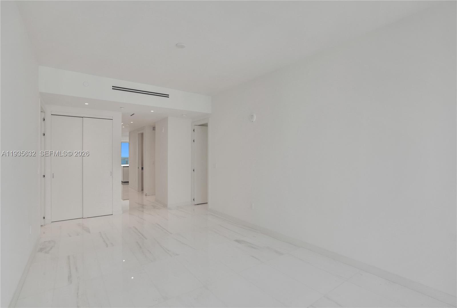 300 Biscayne Blvd Way