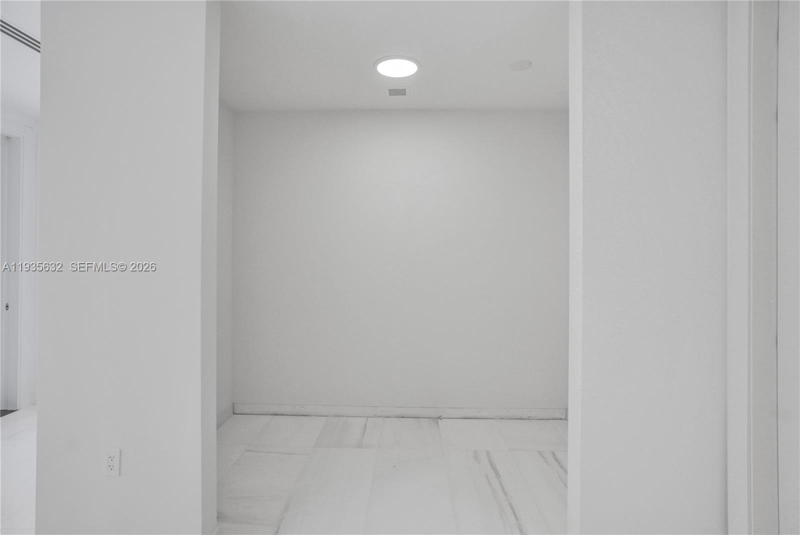 300 Biscayne Blvd Way