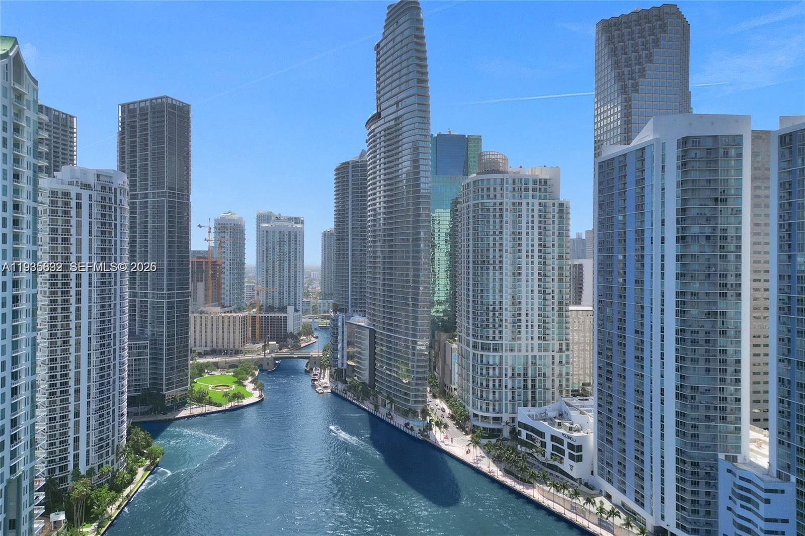 300 Biscayne Blvd Way
