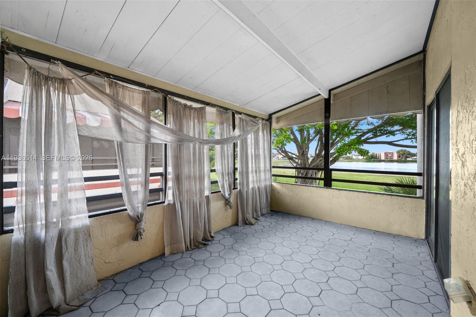 20310 NE 3rd Court
