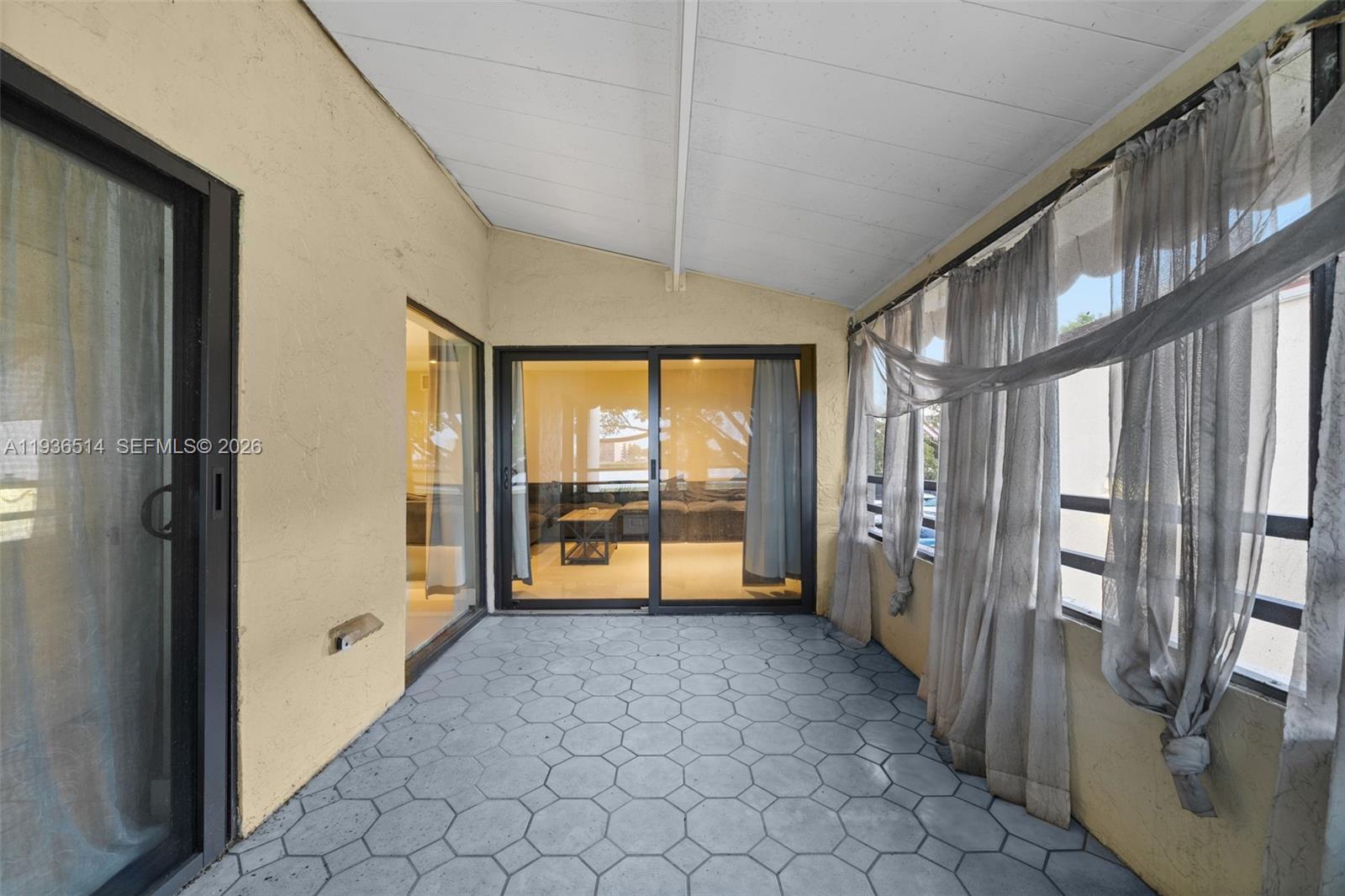 20310 NE 3rd Court