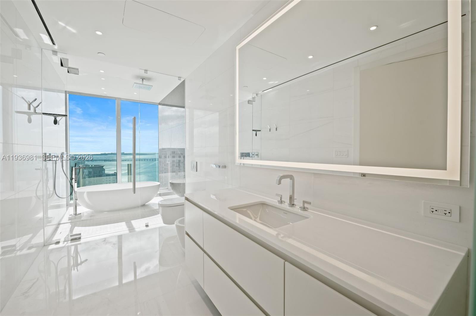 300 Biscayne Blvd Way